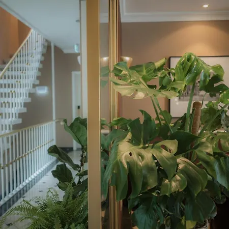 Hotel Nook Lakehouse