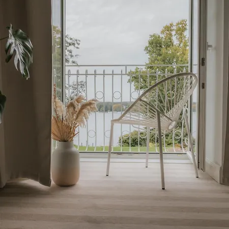 호텔 Nook Lakehouse 바트 자로