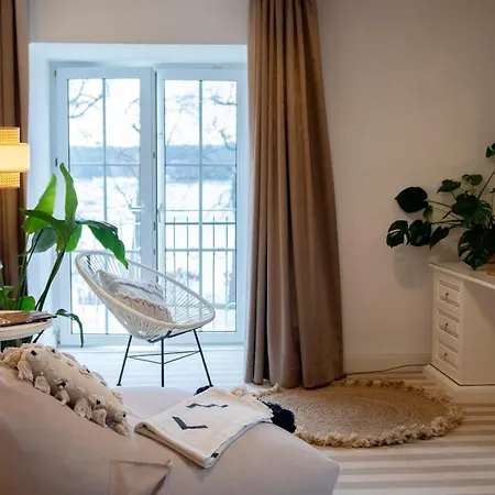 Nook Lakehouse * 바트 자로