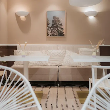 Nook Lakehouse * 바트 자로