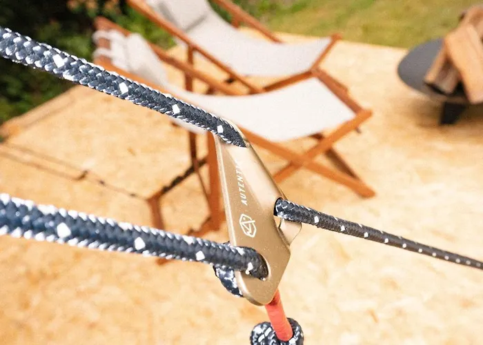 Nook Lakehouse Hotel